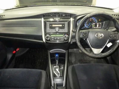 TOYOTA COROLLA FIELDER