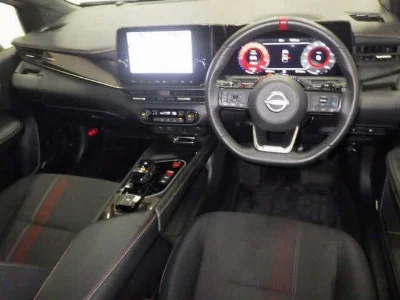 NISSAN AURA