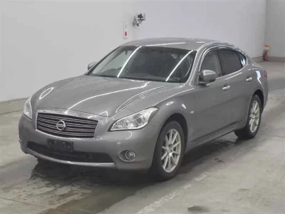 NISSAN FUGA
