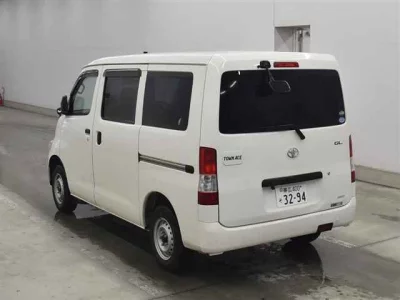 TOYOTA TOWN ACE VAN