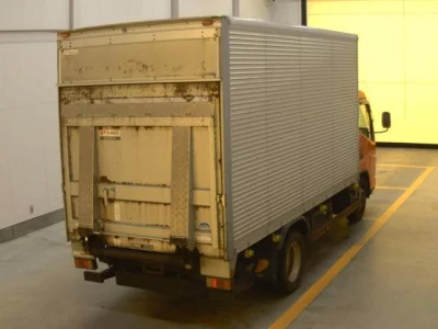 MITSUBISHI CANTER