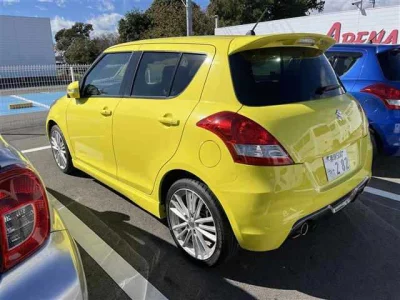 SUZUKI SWIFT