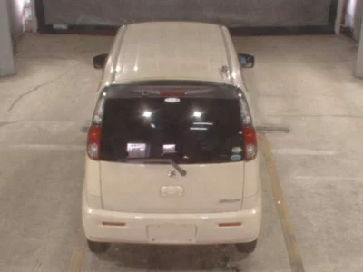 SUZUKI MRWAGON