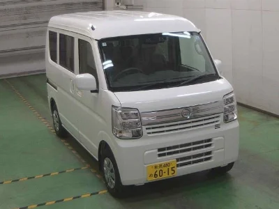NISSAN CLIPPER VAN