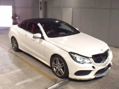 MERCEDES BENZ E CLASS