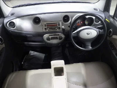 DAIHATSU MOVE LATTE