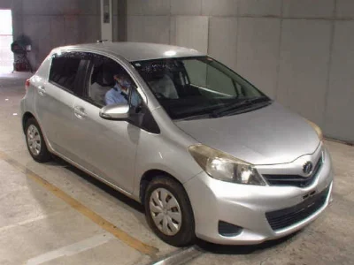 TOYOTA VITZ