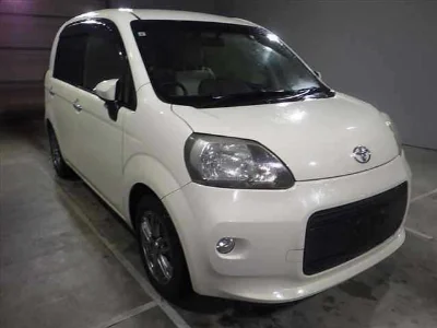 TOYOTA PORTE