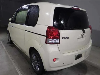 TOYOTA PORTE