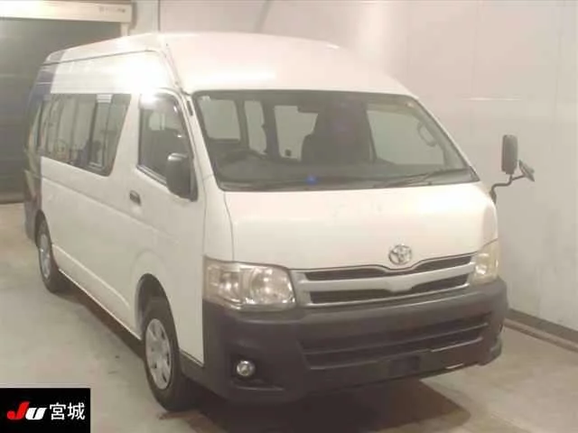 Toyota HiAce 2011