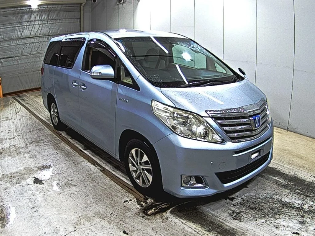 Toyota ALPHARD HYBRID  с аукциона в Японии