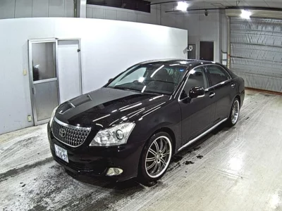 TOYOTA CROWN MAJESTA