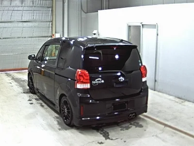 TOYOTA SPADE