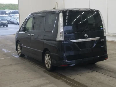 NISSAN SERENA