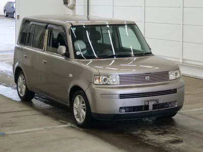 TOYOTA BB