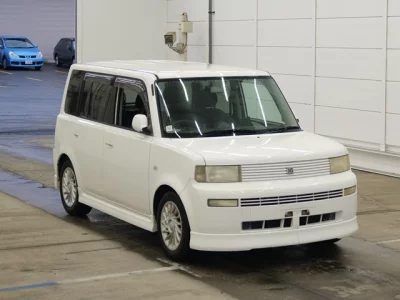 TOYOTA BB