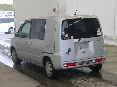HONDA MOBILIO SPIKE