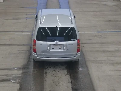 TOYOTA SUCCEED