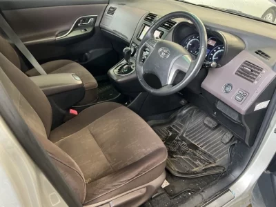 Toyota Mark X Zio