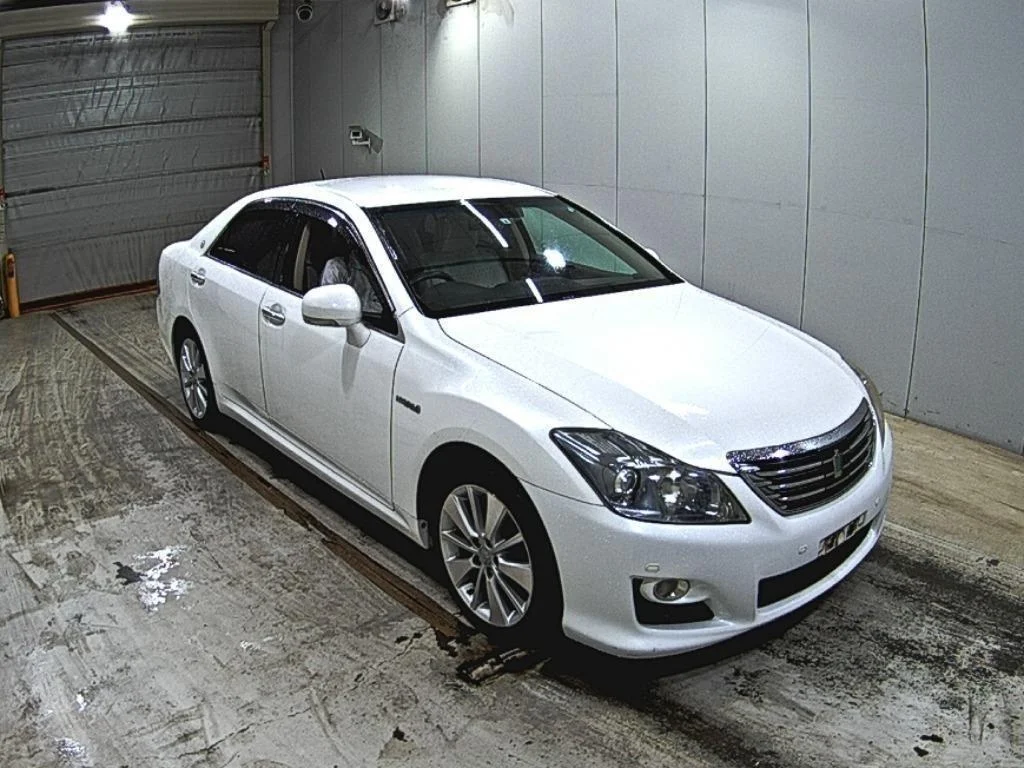 Toyota CROWN HYBRID 2009