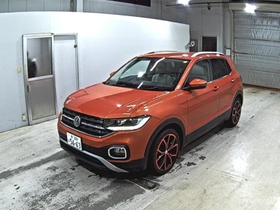 VOLKSWAGEN T-CROSS