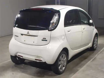 MITSUBISHI I