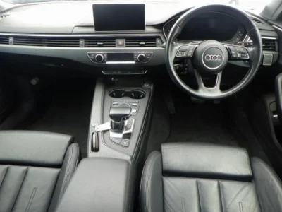AUDI A4 AVANTE