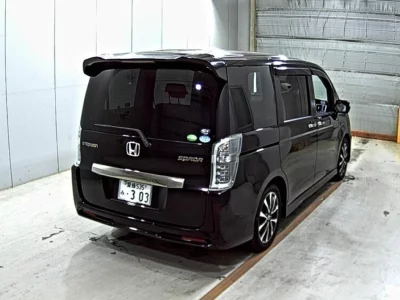 Статистика аукционов Honda STEPWGN SPADA