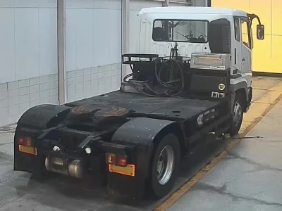 MITSUBISHI FUSO