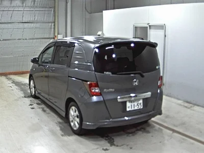 HONDA FREED SPIKE