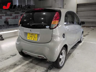 MITSUBISHI I