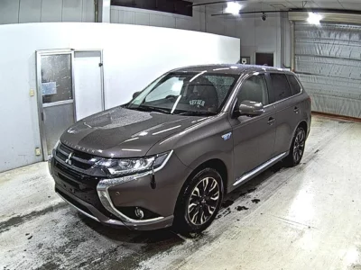 MITSUBISHI OUTLANDER PHEV
