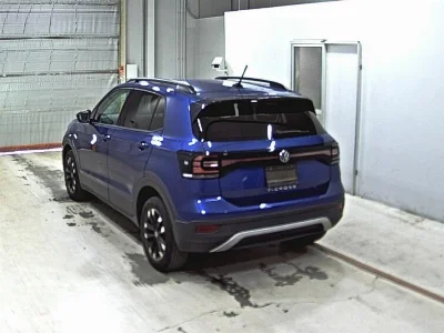 VOLKSWAGEN T-CROSS