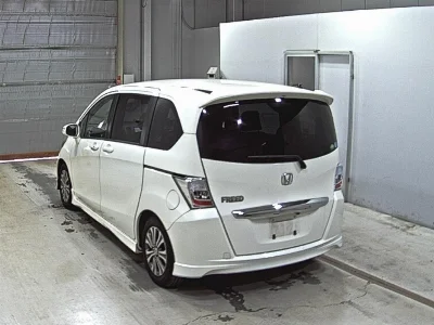 HONDA FREED