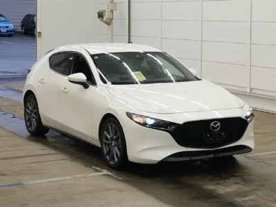 MAZDA MAZDA3 FASTBACK