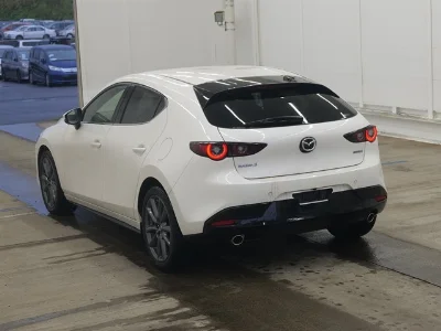 MAZDA MAZDA3 FASTBACK
