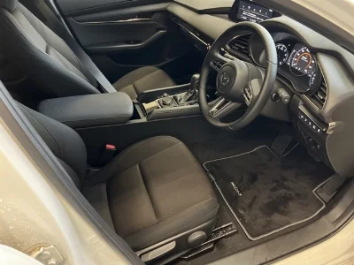 MAZDA MAZDA3 FASTBACK