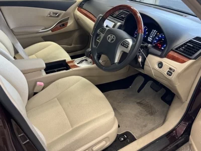 TOYOTA PREMIO