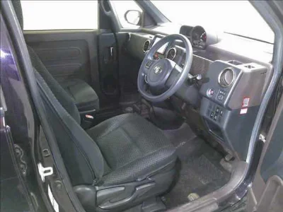 TOYOTA SPADE