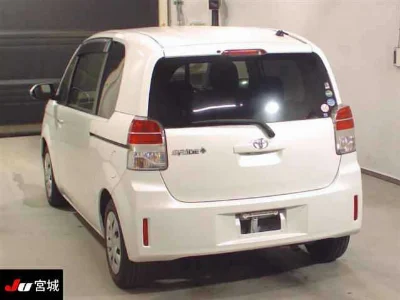 TOYOTA SPADE