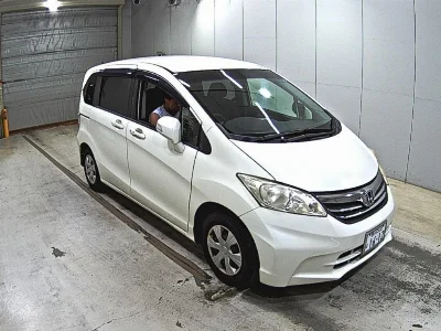 HONDA FREED
