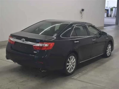 TOYOTA CAMRY