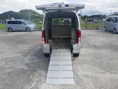 SUZUKI EVERY WAGON