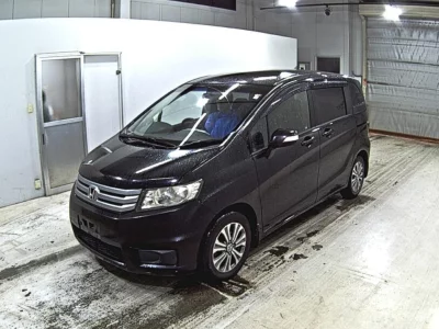 HONDA FREED SPIKE
