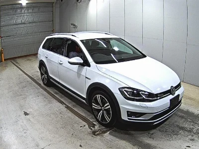 VOLKSWAGEN GOLF ALLTRACK