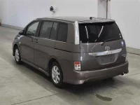 Цена авто Toyota Isis с аукционов Японии, номер кузова ZGM10W, пробег 203 000, оценка 2