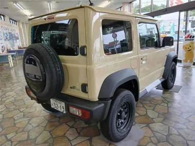 SUZUKI JIMNY SIERRA