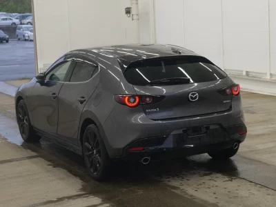 MAZDA MAZDA3 FASTBACK