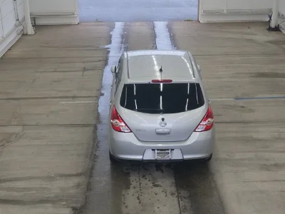 NISSAN TIIDA