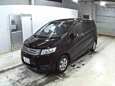 HONDA FREED SPIKE